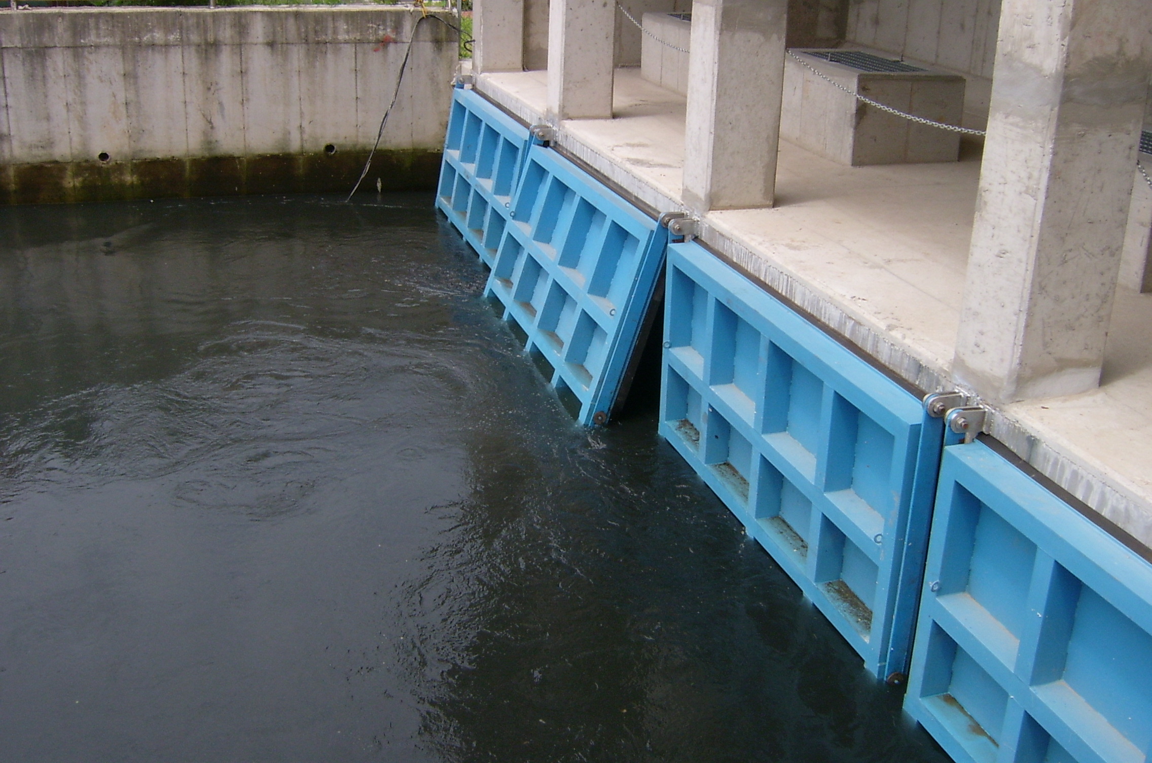 When reservoir side water level raises up, Flap Gate will open and discharge the water. however eith...
